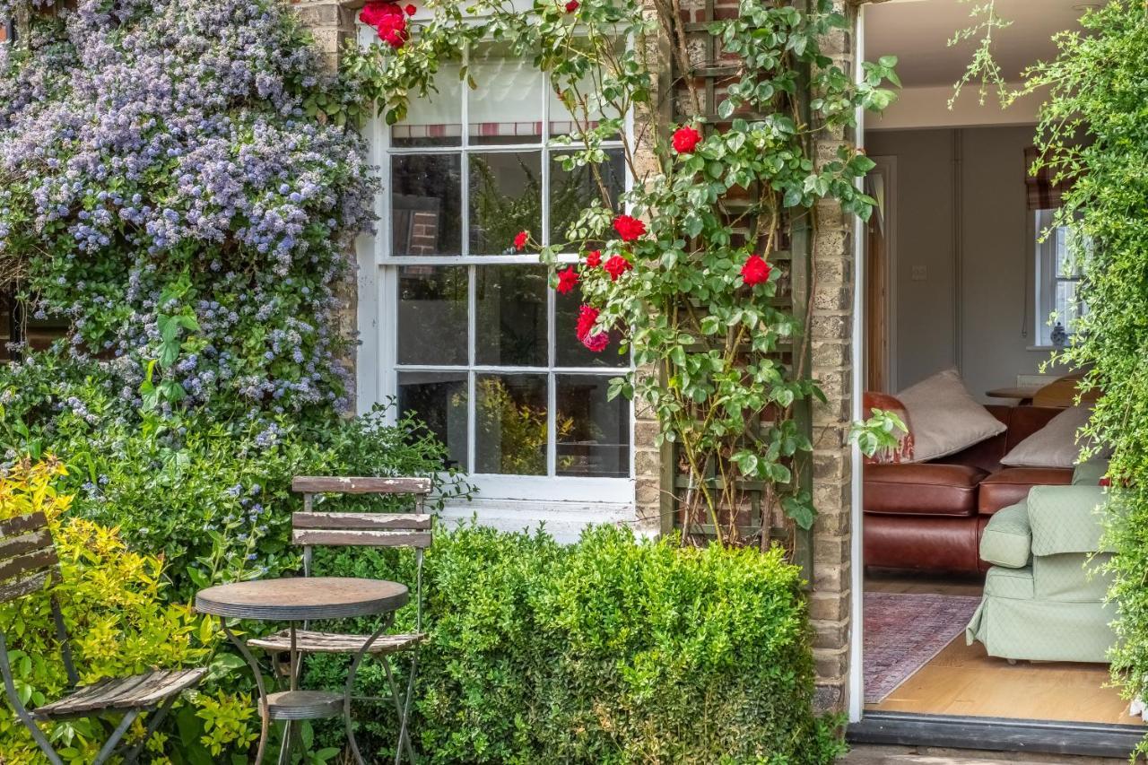 Adorable Cottage With A Log Burner In Heavenly Village - Constable Lodge Nayland Dış mekan fotoğraf